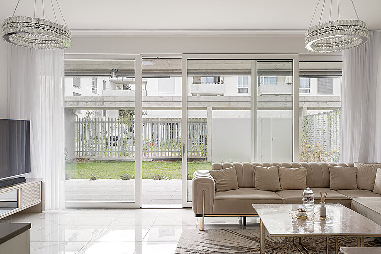 Quarter Q1-Feldbreite