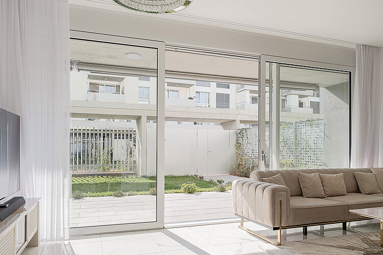 Quarter Q1-Feldbreite